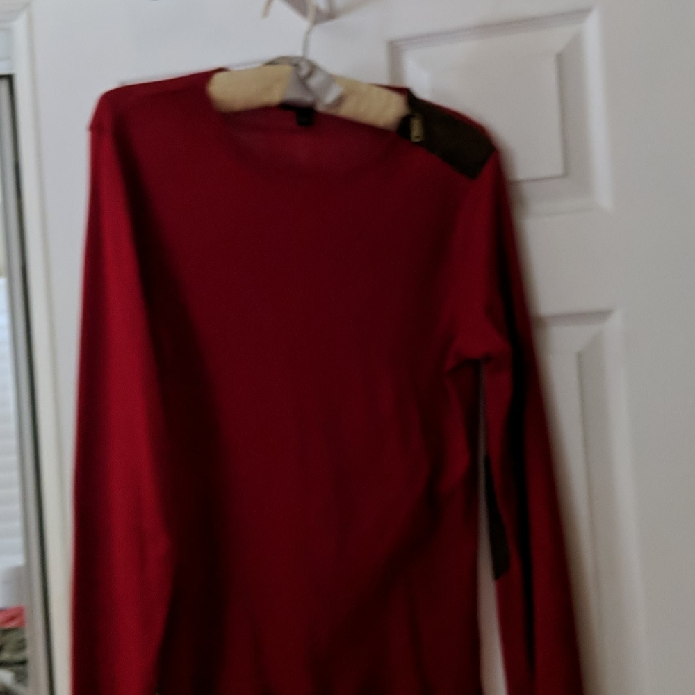 Long sleeve t-shirt